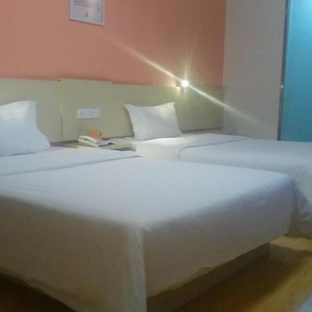 7Days Inn Lanzhou West Railway Station 외부 사진