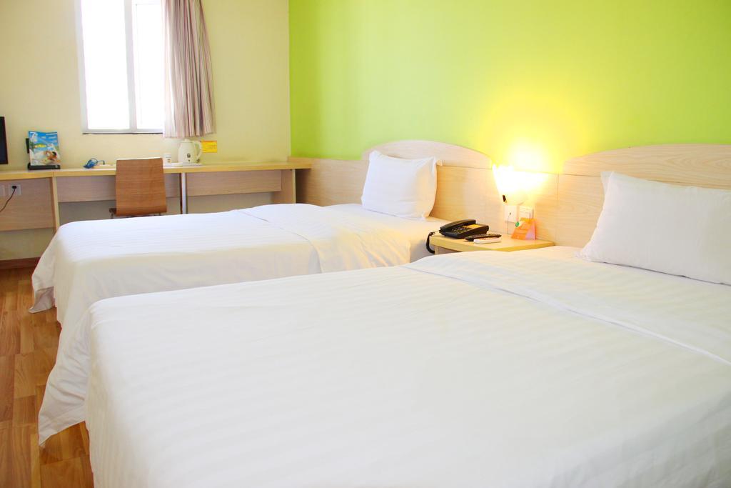 7Days Inn Lanzhou West Railway Station 외부 사진