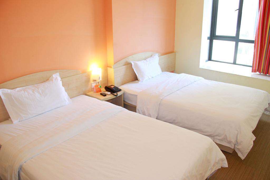 7Days Inn Lanzhou West Railway Station 외부 사진
