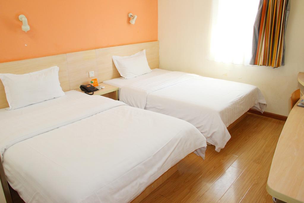 7Days Inn Lanzhou West Railway Station 외부 사진